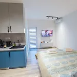 Maxim Apartment *